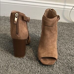Stylish Tan Ankle Boots for Women